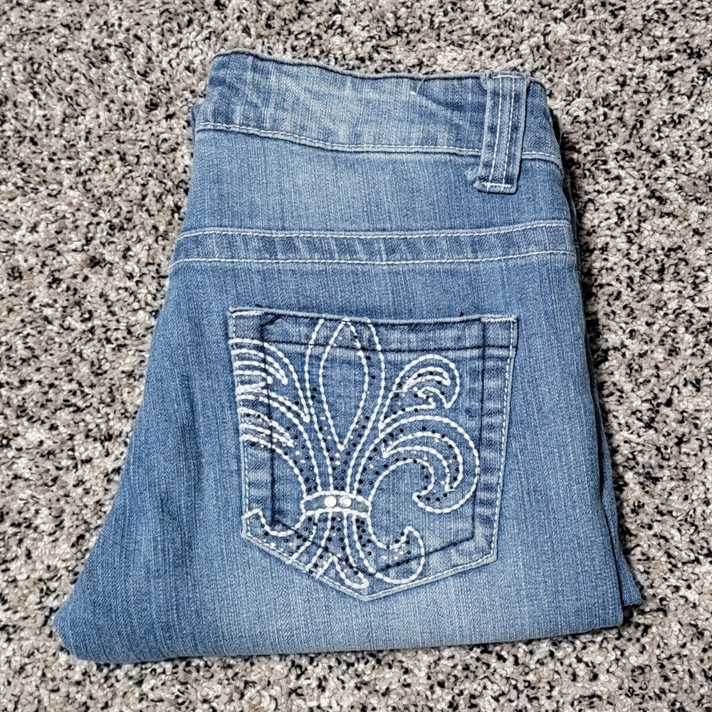 Rue 21 Capris